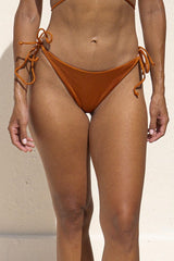 Nixie Bottom