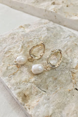 Aira Earrings