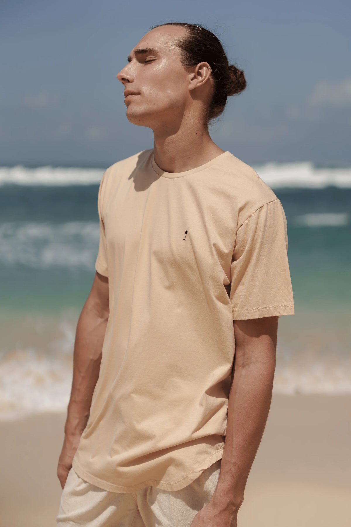 21 Scoop Tee
