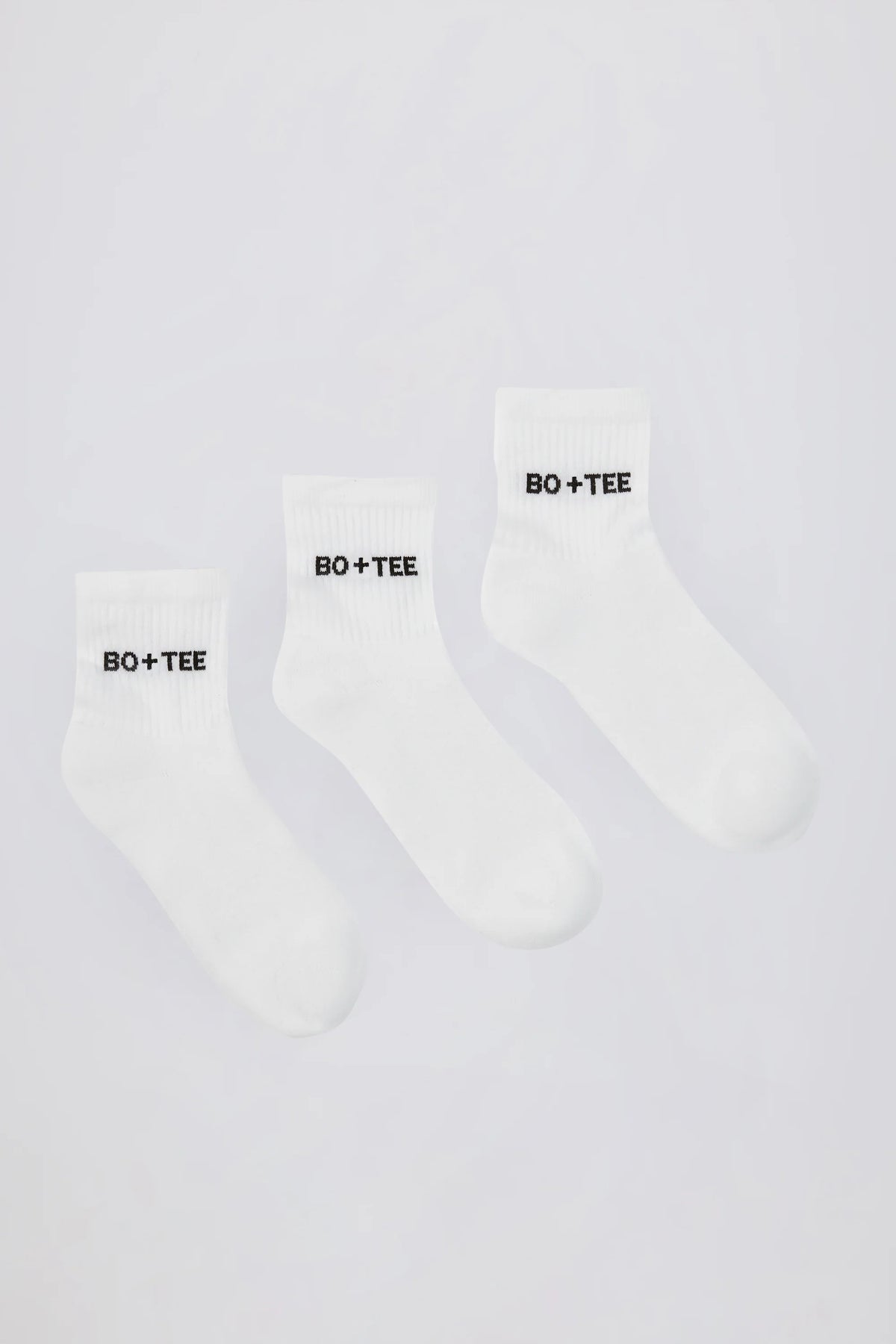 Ribbed Crew Sock Bundle in White