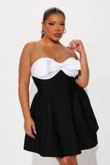 Old Hollywood Bandage Mini Dress - Black/White