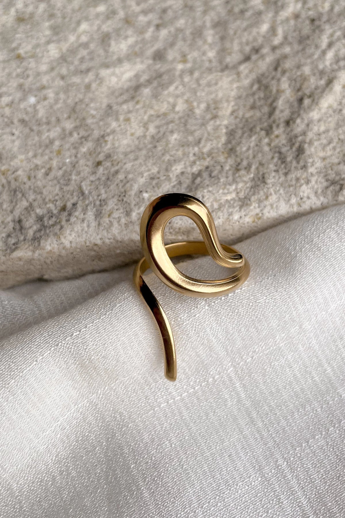 Divine Ring