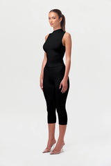 Smooth Sculpt Capri Legging