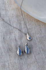 Ylva Necklace