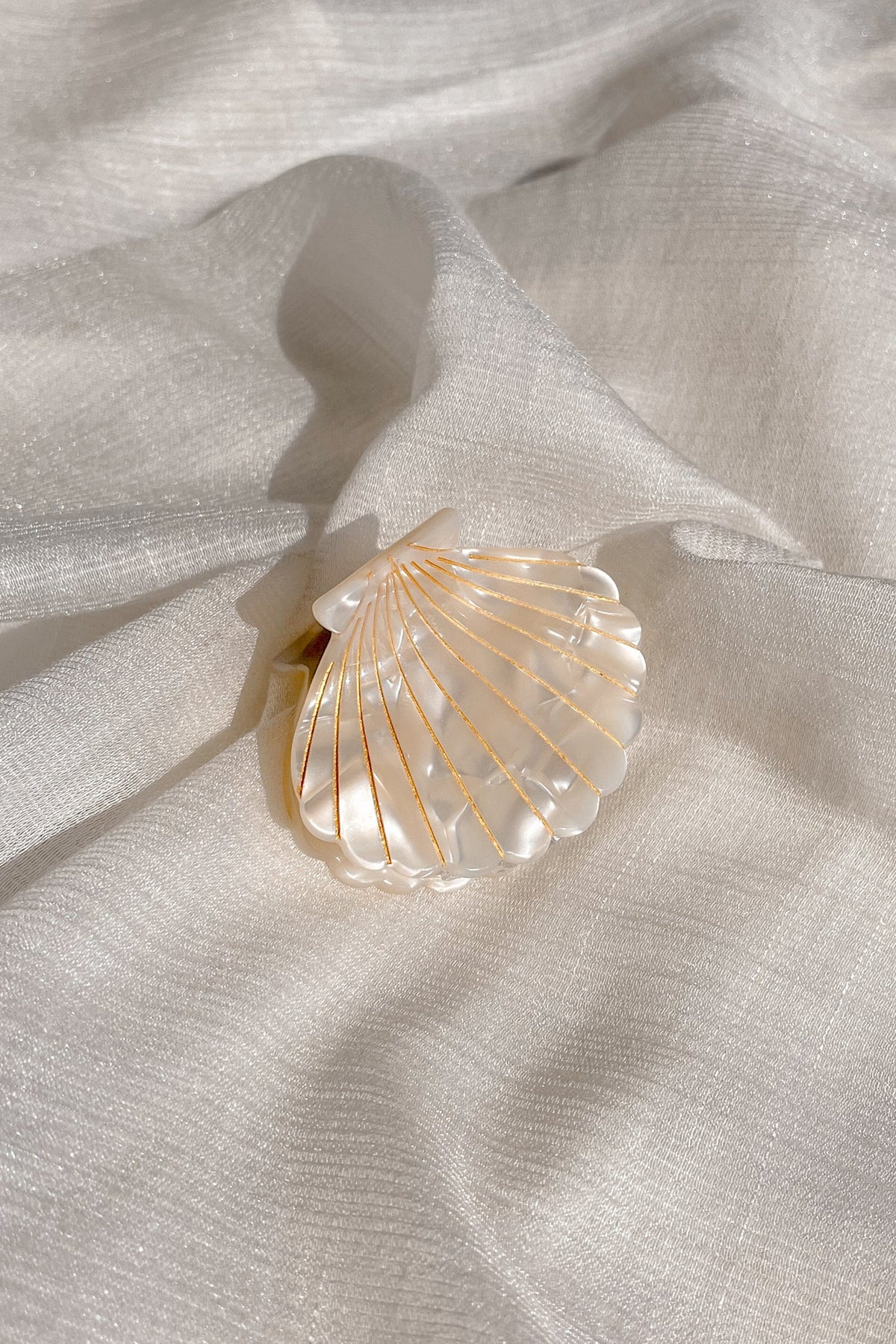 Gleam Hair Claw